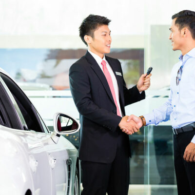 How Leasing and Financing a Car Affects Credit Score